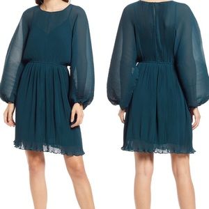 NWT floret studios pleated dress